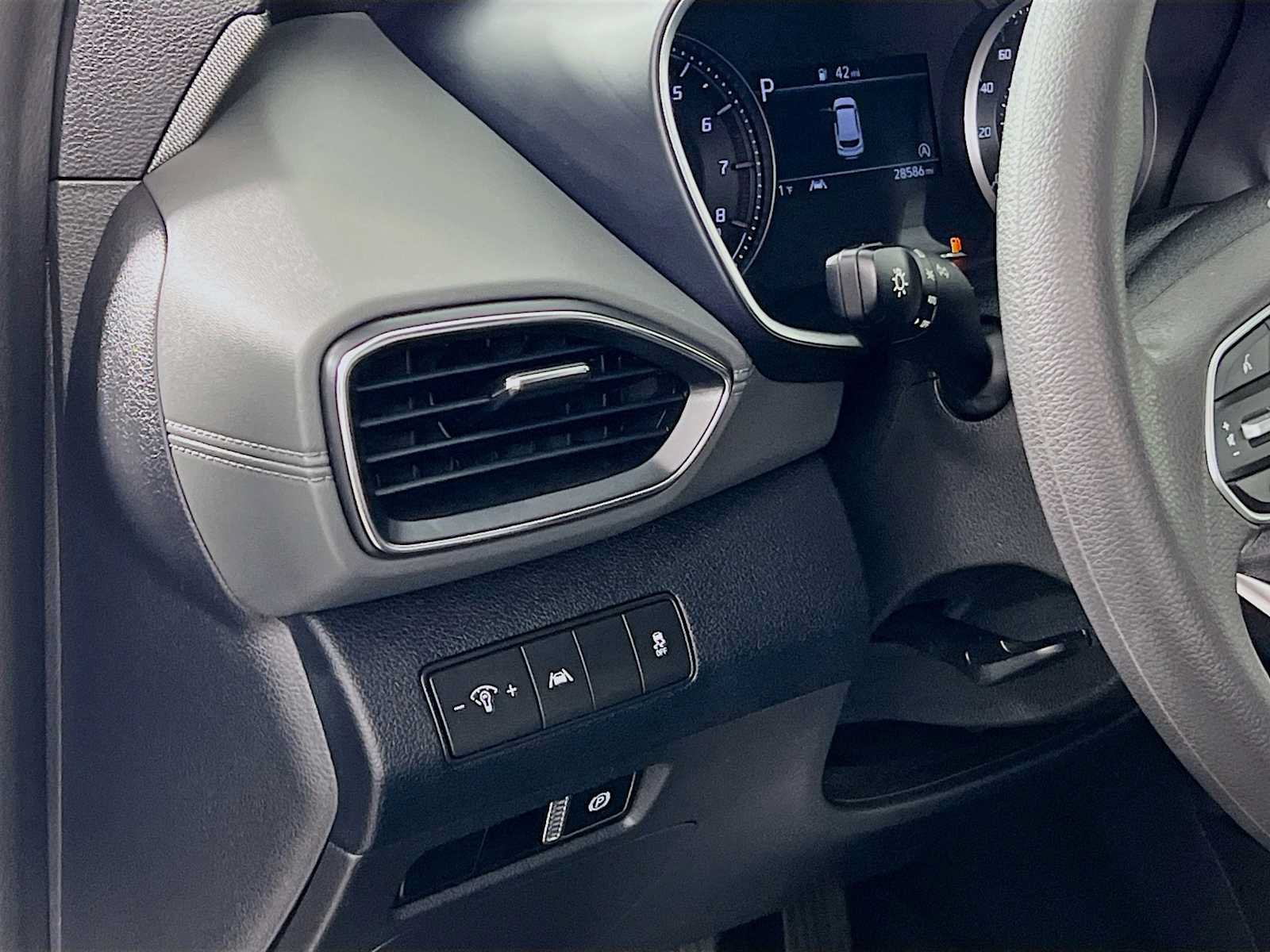 Certified 2023 Hyundai Santa Fe SE AWD/4WD image 10