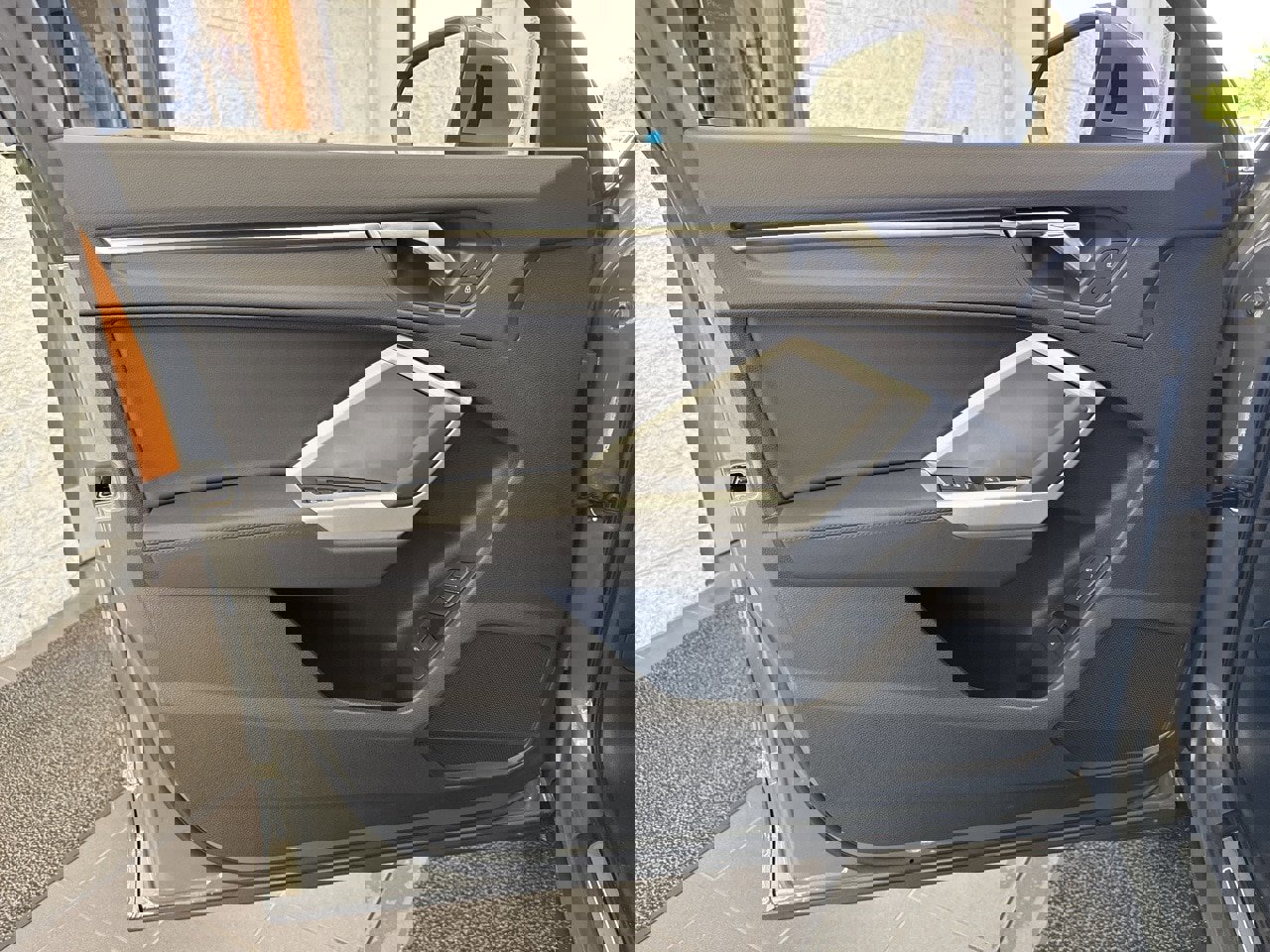 New 2025 Audi Q3 2.0T Premium image 38