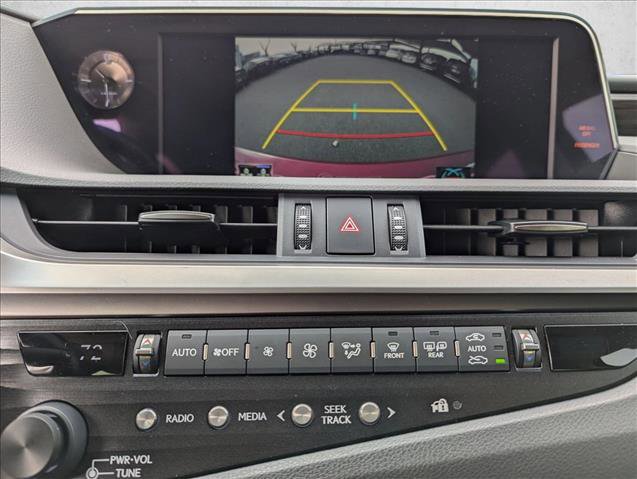 Used 2019 Lexus ES 300h ES 300h w/ Premium Package image 13