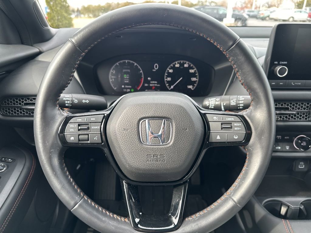 Used 2025 Honda HR-V Sport image 12