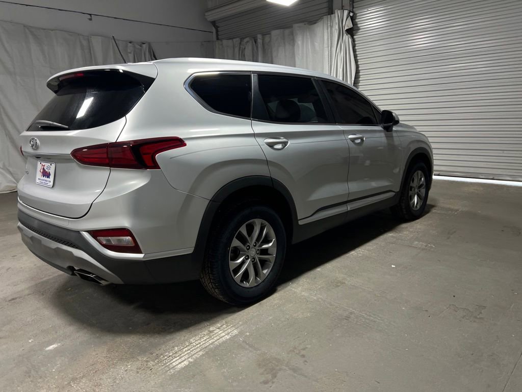 Used 2019 Hyundai Santa Fe SE FWD image 7