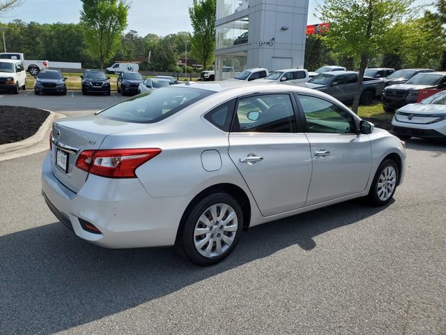 Used 2017 Nissan Sentra SV image 3
