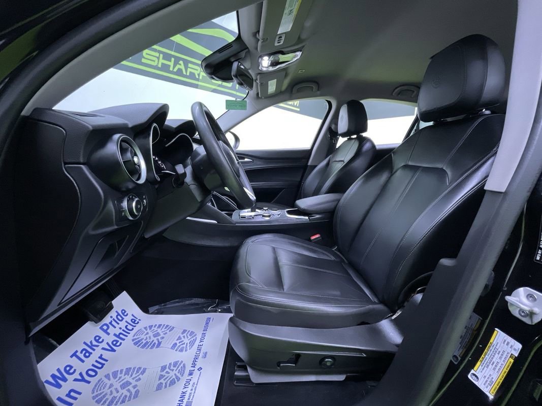 Used 2020 Alfa Romeo Stelvio w/ Cold Weather Package image 18