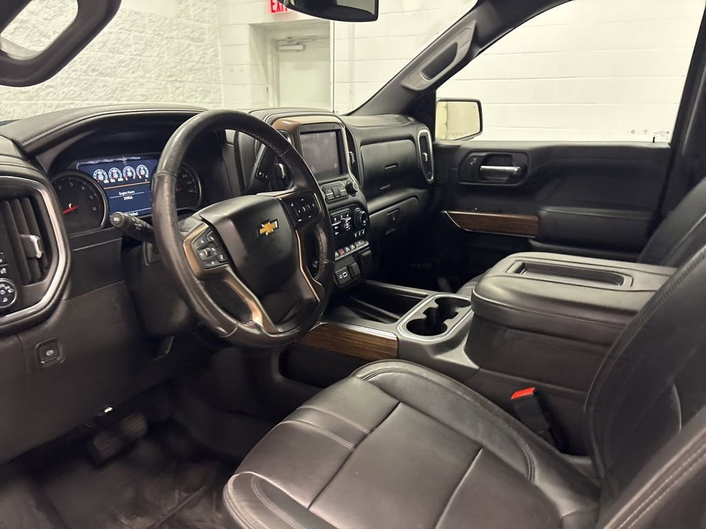 Used 2021 Chevrolet Silverado 1500 High Country image 17