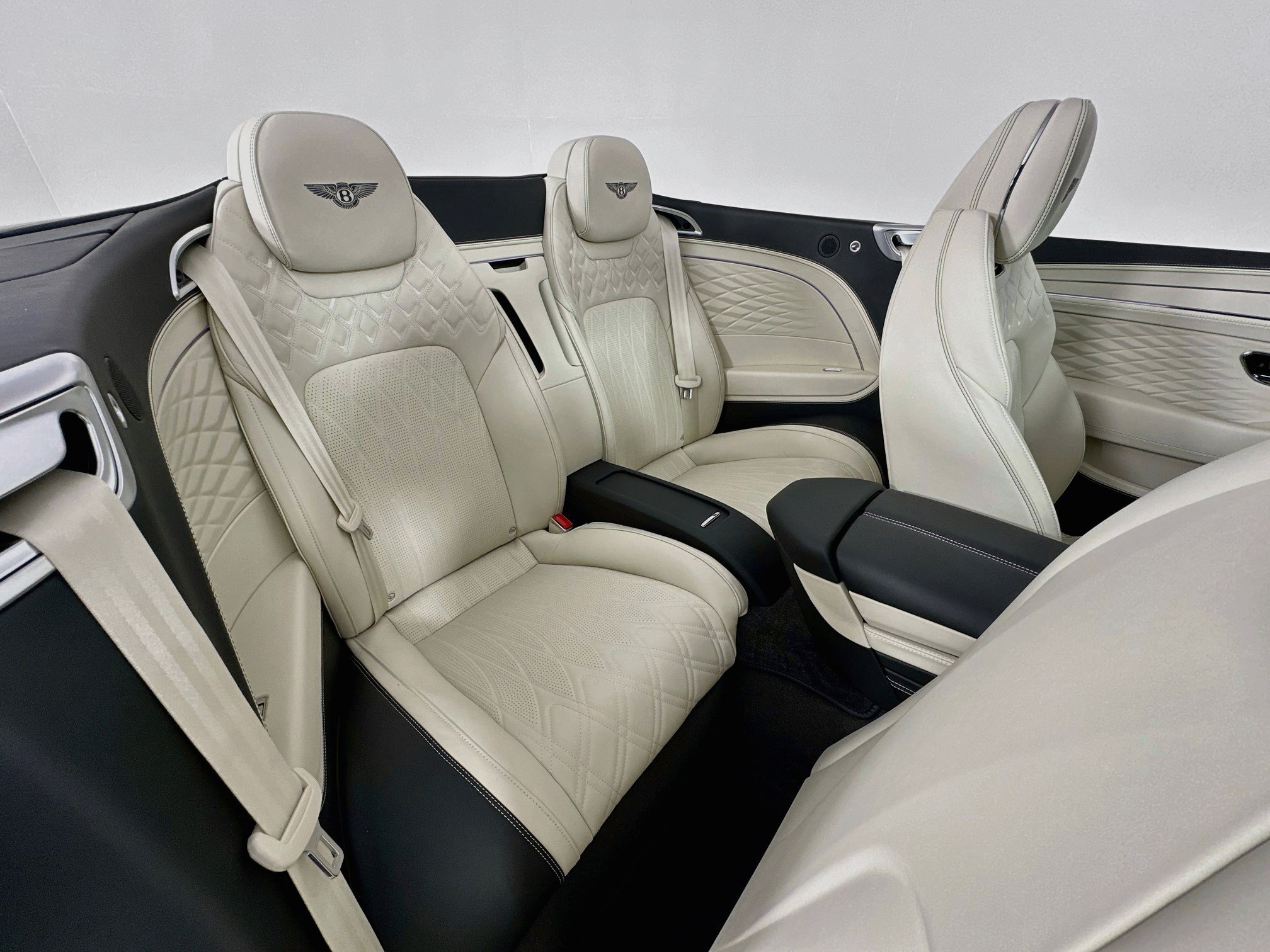New 2027 Bentley Continental GTC AWD/4WD image 23