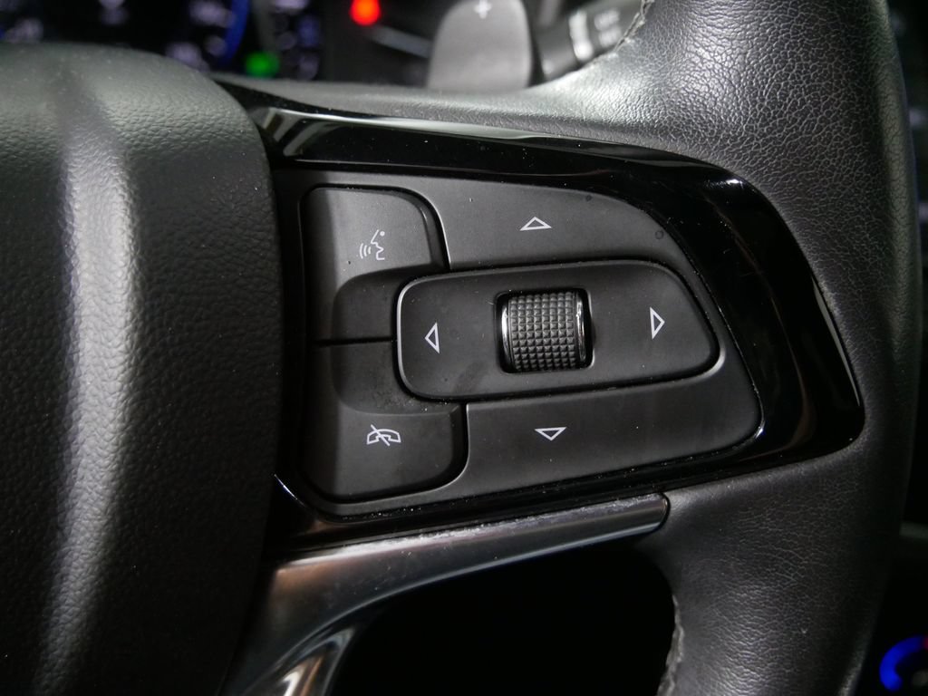 Used 2023 Buick Enclave Avenir w/ Avenir Technology Package AWD/4WD image 26