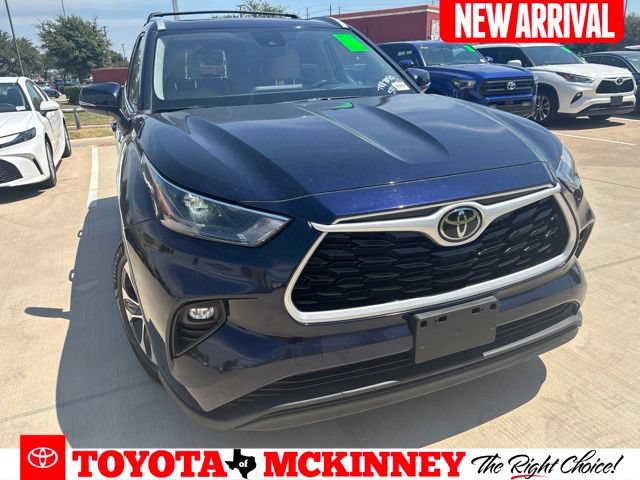 Used 2022 Toyota Highlander XLE