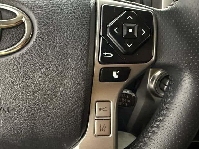 Used 2023 Toyota 4Runner SR5 AWD/4WD image 11