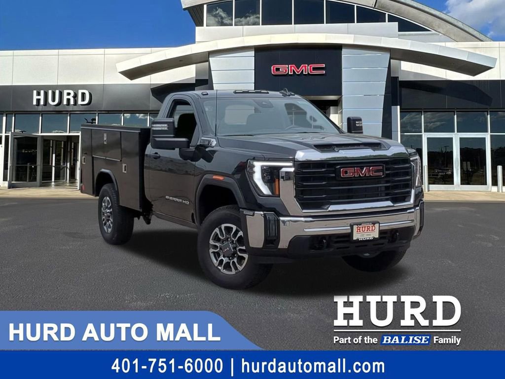 New 2025 GMC Sierra 3500 Pro w/ Convenience Package