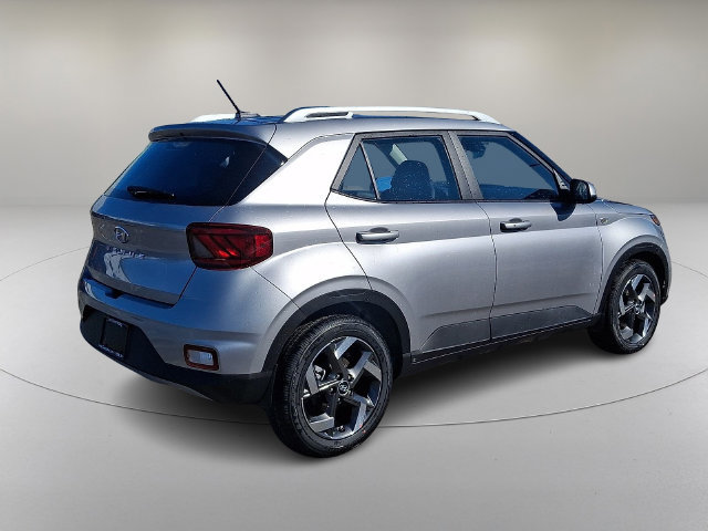New 2026 Hyundai Venue SEL FWD image 7
