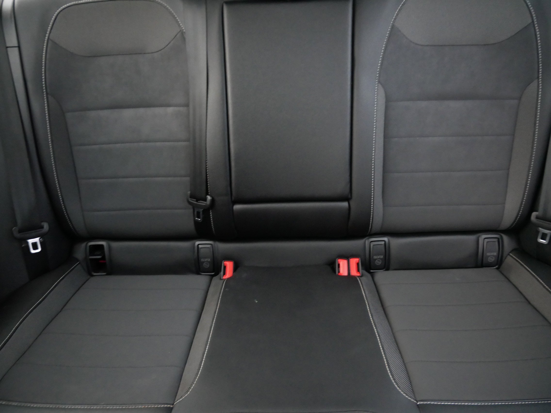 Certified 2023 Volkswagen Taos SE w/ Panoramic Sunroof Package image 13