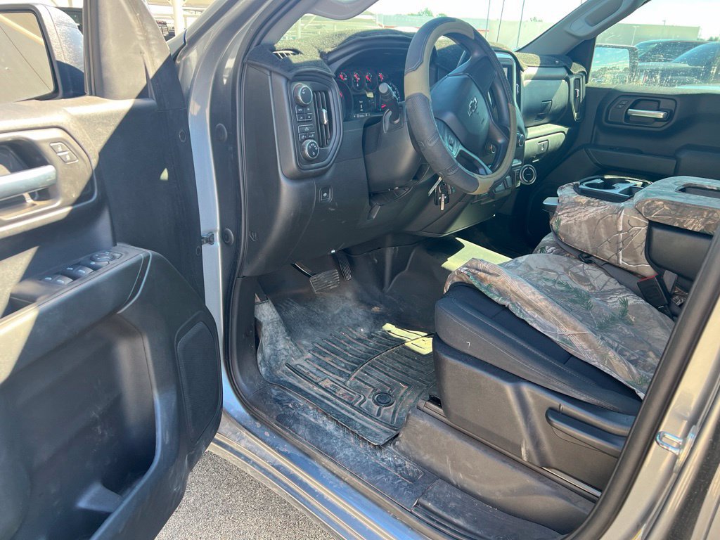Used 2021 Chevrolet Silverado 1500 Custom Trail Boss AWD/4WD image 11