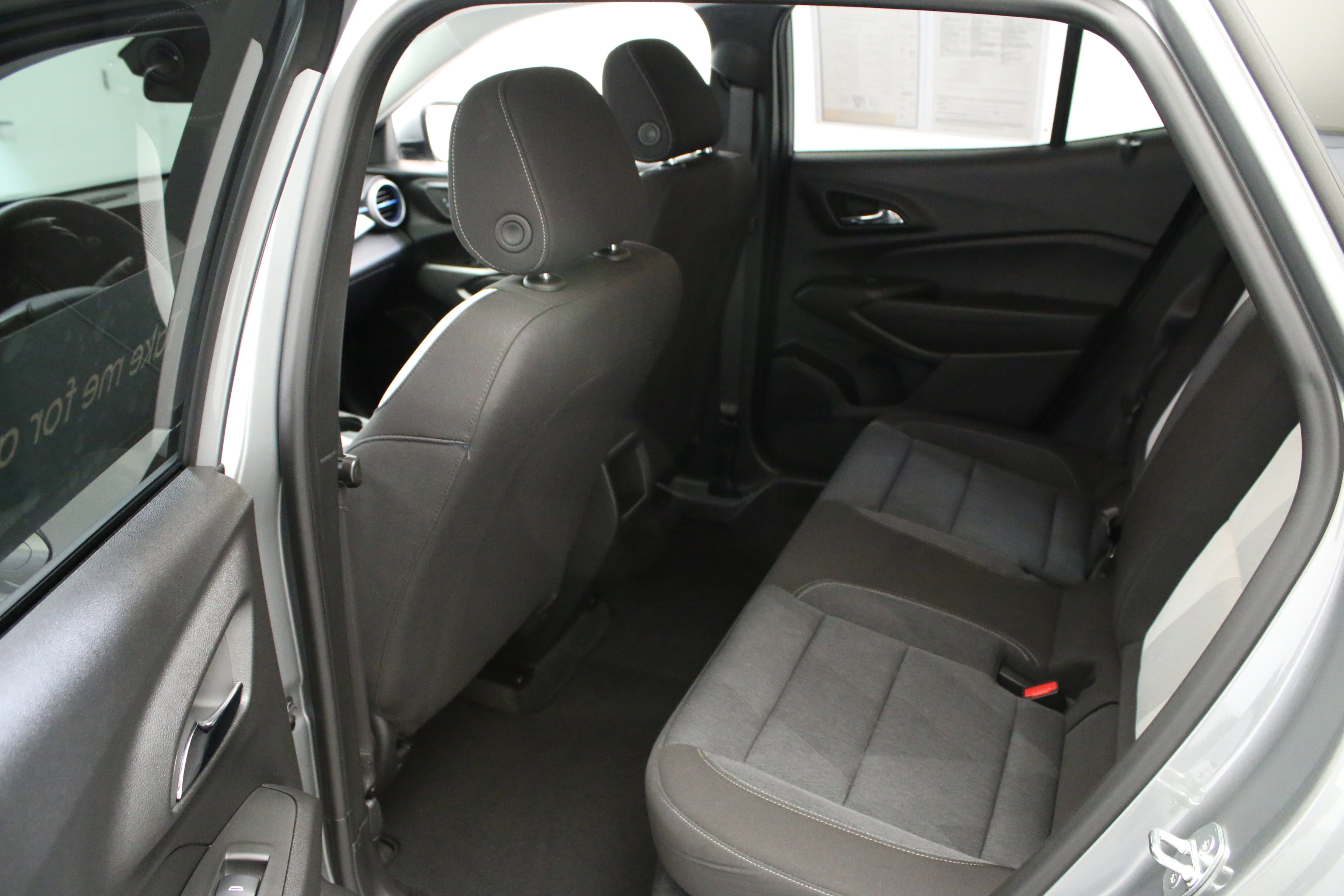 Certified 2024 Chevrolet Trax LS w/ LS Convenience Package FWD image 28