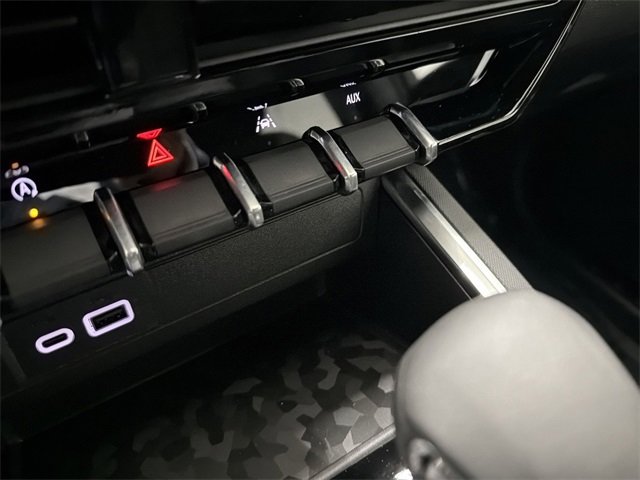 New 2026 GMC Canyon Elevation w/ Convenience Package image 27