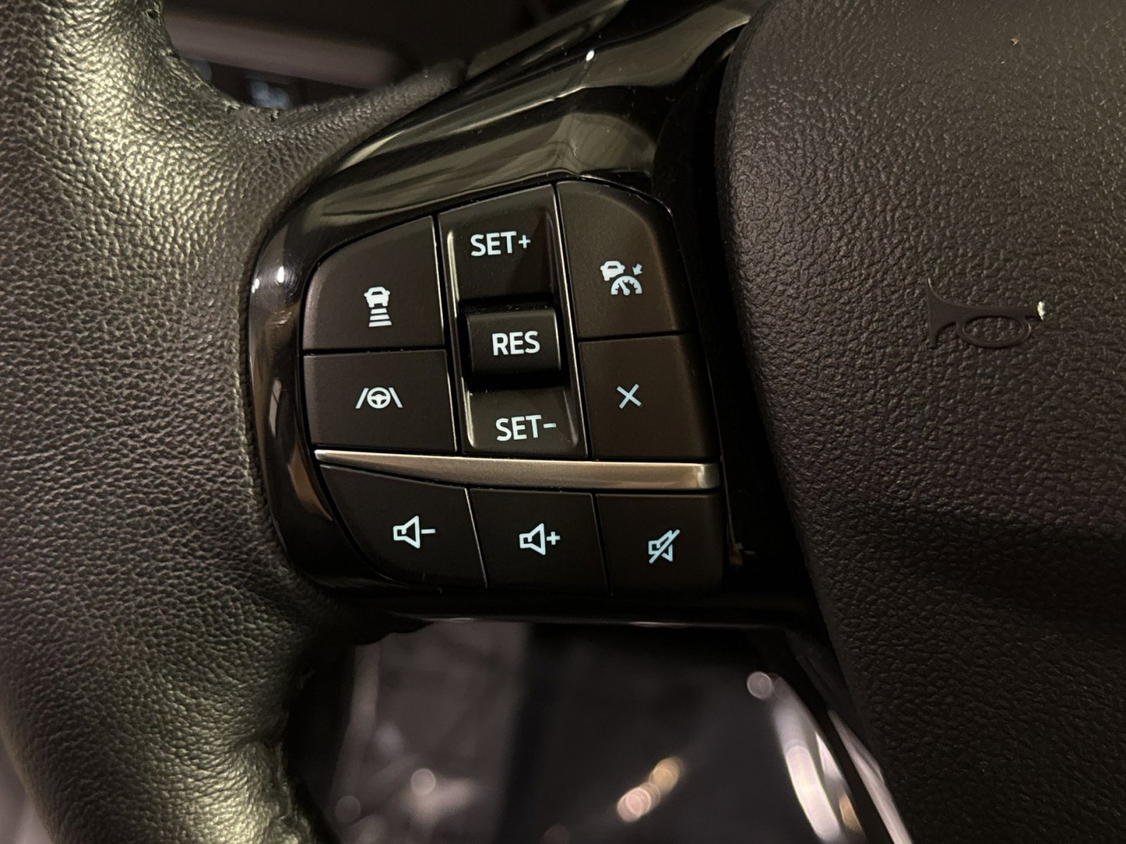 Used 2021 Ford Escape SEL image 20