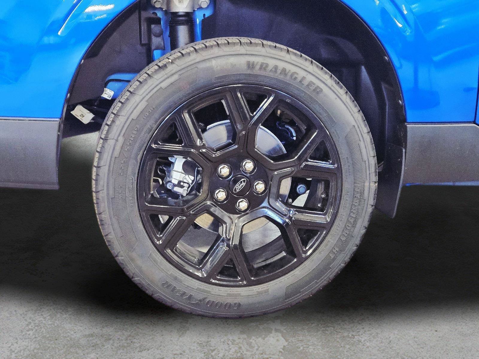 New 2026 Ford Maverick XLT w/ Equipment Group 301A AWD/4WD image 17