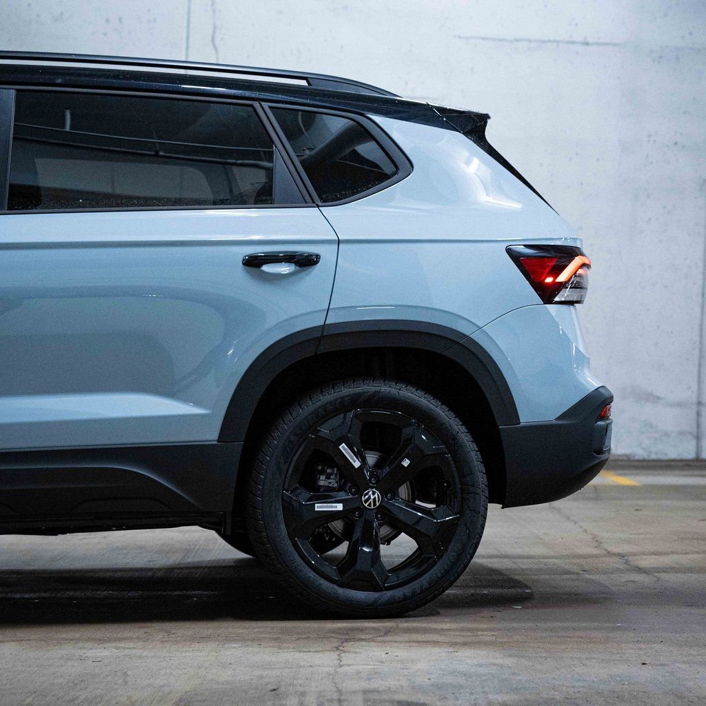 New 2026 Volkswagen Taos SE AWD/4WD image 4