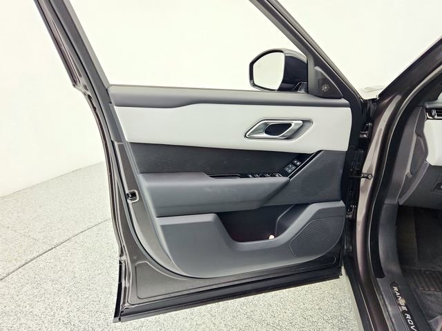 New 2026 Land Rover Range Rover Velar Dynamic SE image 26