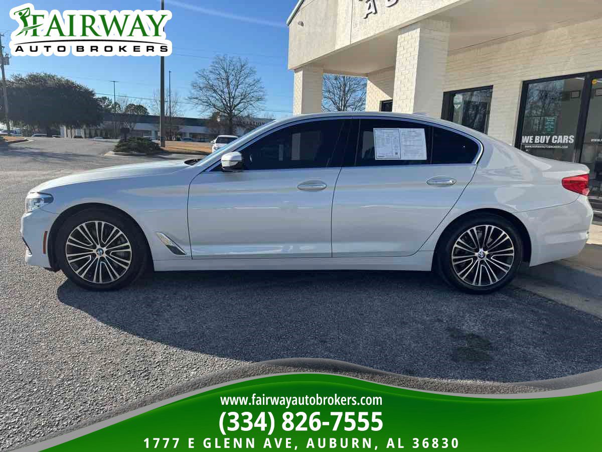 Used 2018 BMW 530i xDrive AWD/4WD image 8