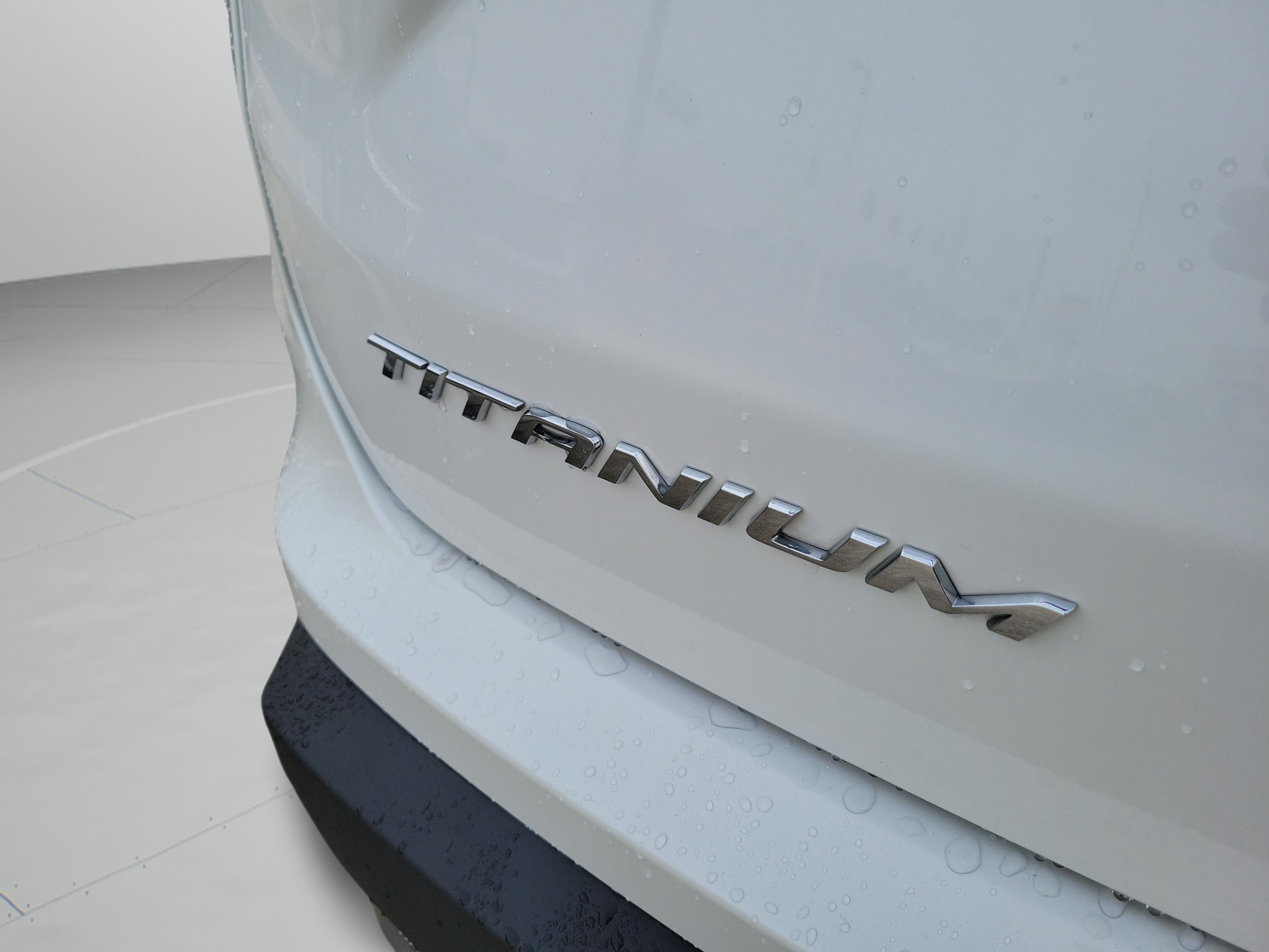 Used 2023 Ford Edge Titanium AWD/4WD image 31