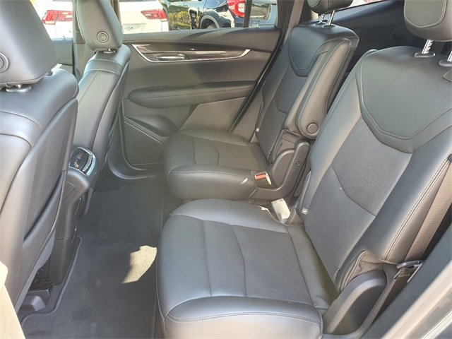 Used 2021 Cadillac XT6 Sport image 16