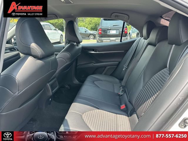 Used 2024 Toyota Camry SE w/ Cold Weather Package FWD image 13