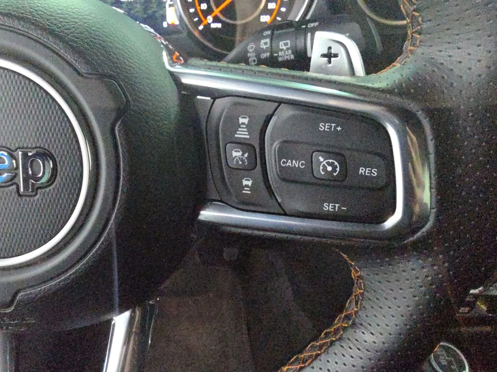 Used 2023 Jeep Wrangler Unlimited Rubicon 392 w/ Xtreme Recon 35" Tire Package AWD/4WD image 32