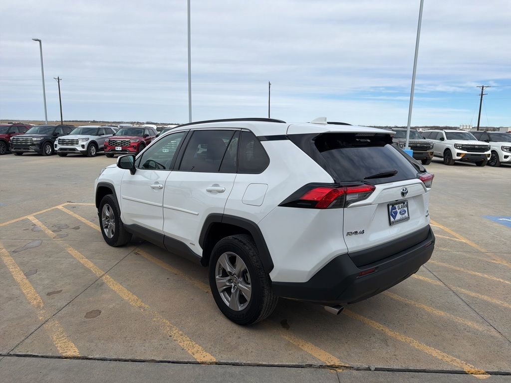Used 2024 Toyota RAV4 LE image 5