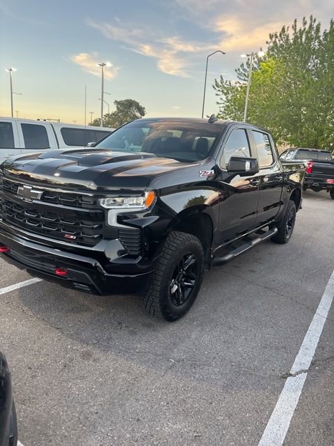 Used 2024 Chevrolet Silverado 1500 LT Trail Boss w/ LT Trail Boss Premium Package image 3