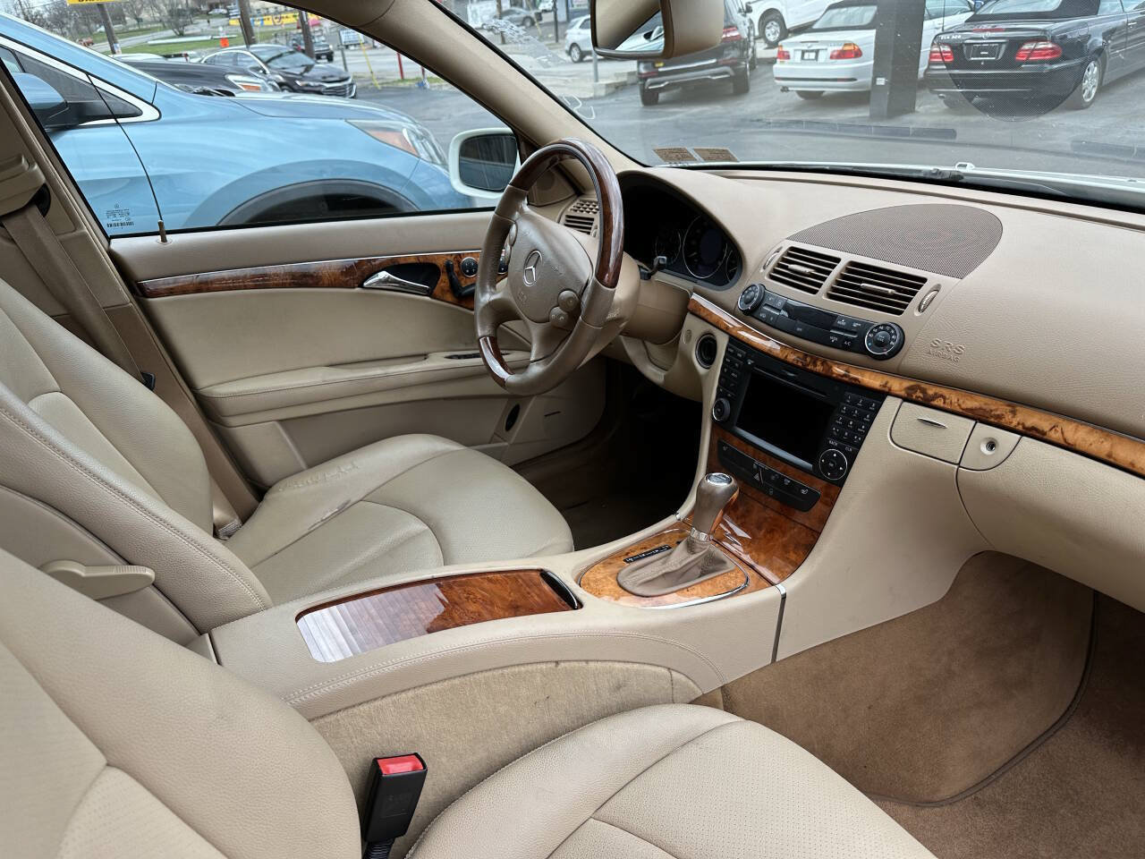 Used 2009 Mercedes-Benz E 350 4MATIC Wagon image 8