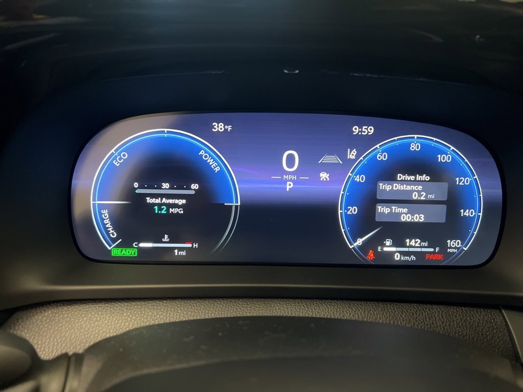 New 2025 Toyota Crown Signia image 5