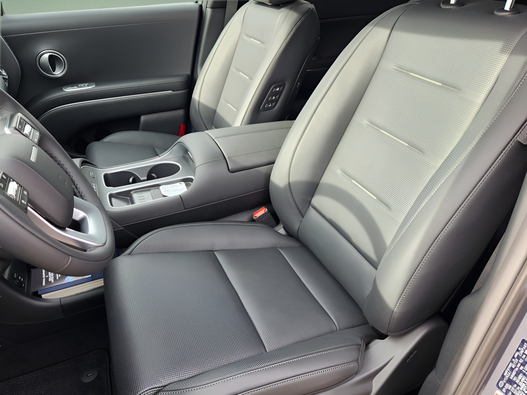 New 2026 Hyundai Palisade Calligraphy AWD/4WD image 13