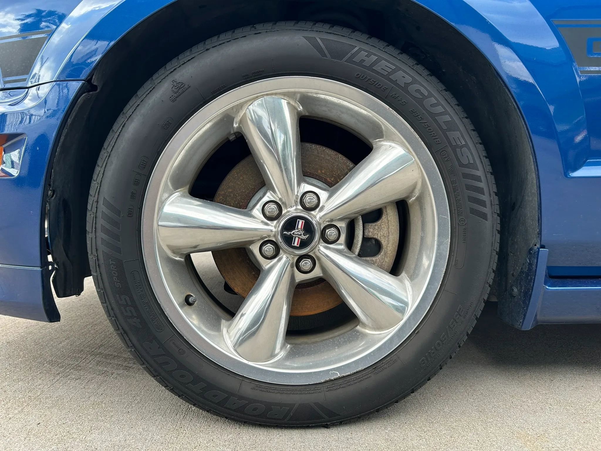 Used 2009 Ford Mustang GT Premium RWD image 19