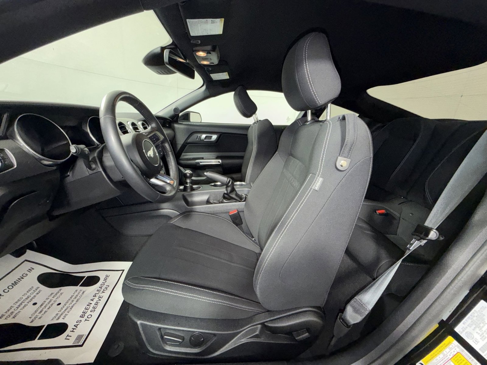 Used 2022 Ford Mustang GT RWD image 13