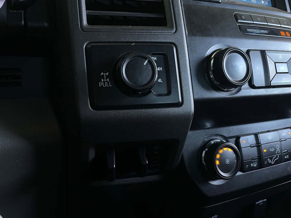 Used 2019 Ford F350 XL w/ Power Equipment Group AWD/4WD image 28