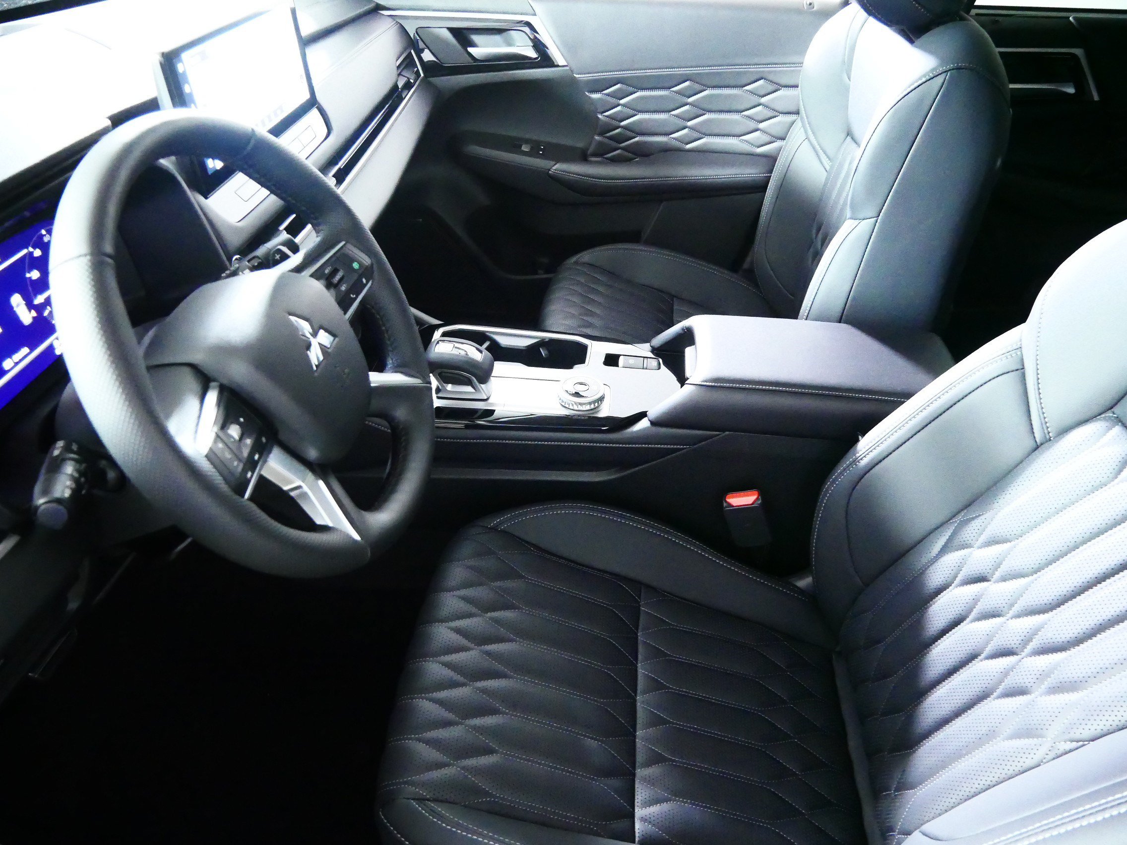 New 2026 Mitsubishi Outlander SEL AWD/4WD image 4