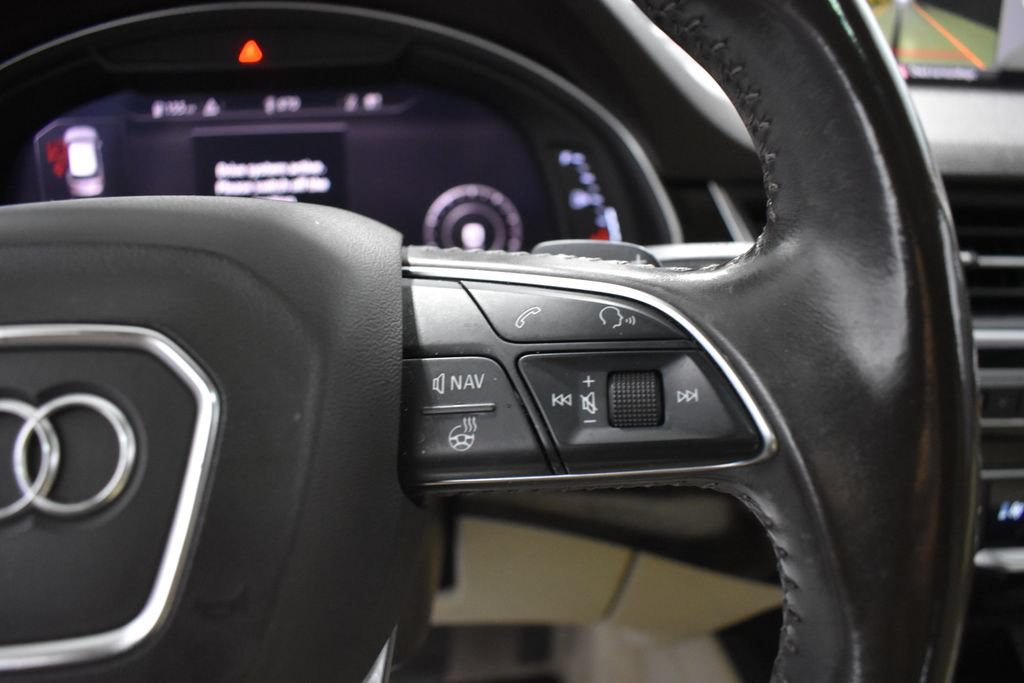 Used 2018 Audi Q7 3.0T Prestige w/ Prestige Package AWD/4WD image 33