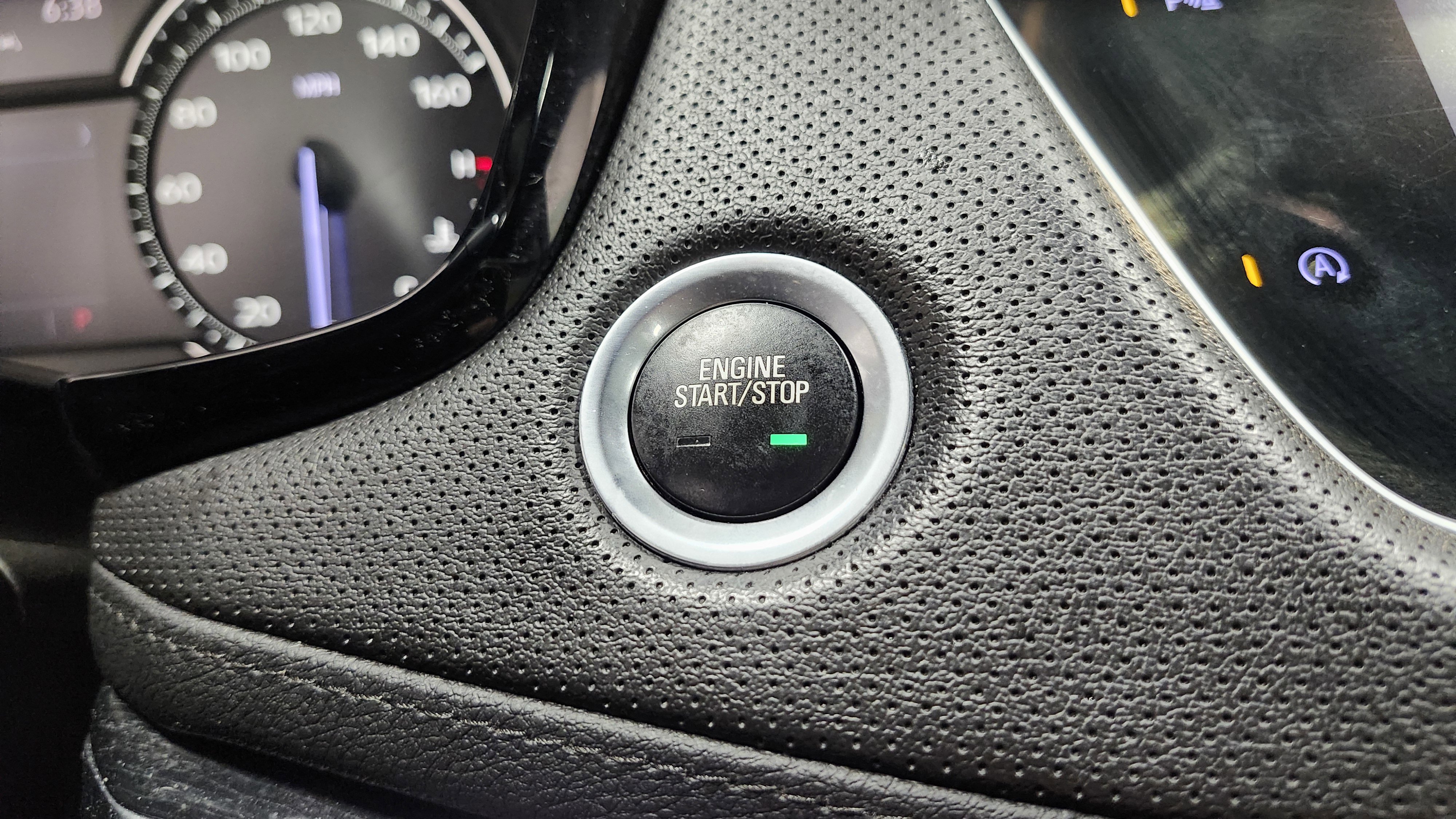 Used 2021 Cadillac XT5 Premium Luxury image 25