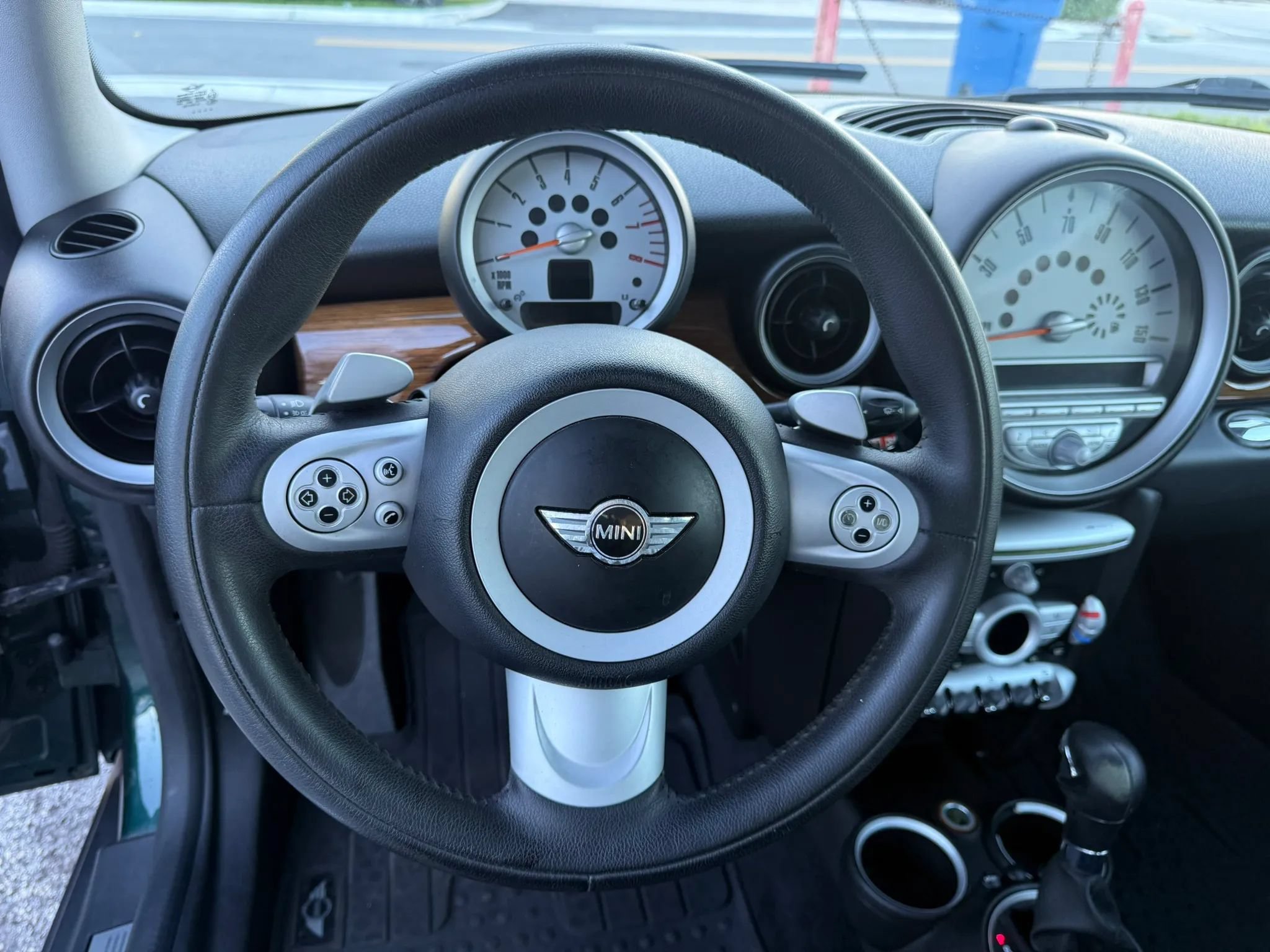 Used 2007 MINI Cooper Hardtop FWD image 12