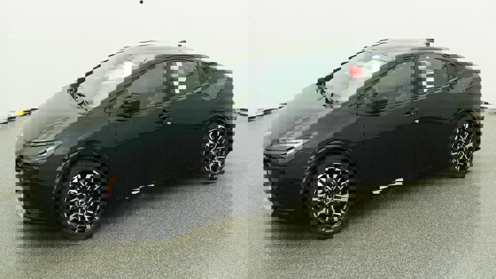 New 2026 Toyota Prius Plug-In Hybrid image 2