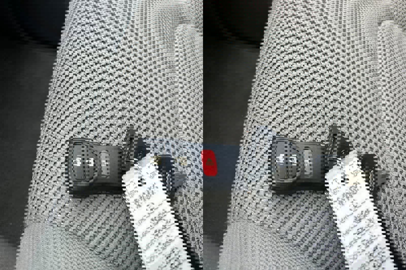 Used 2017 Nissan Frontier SV image 25