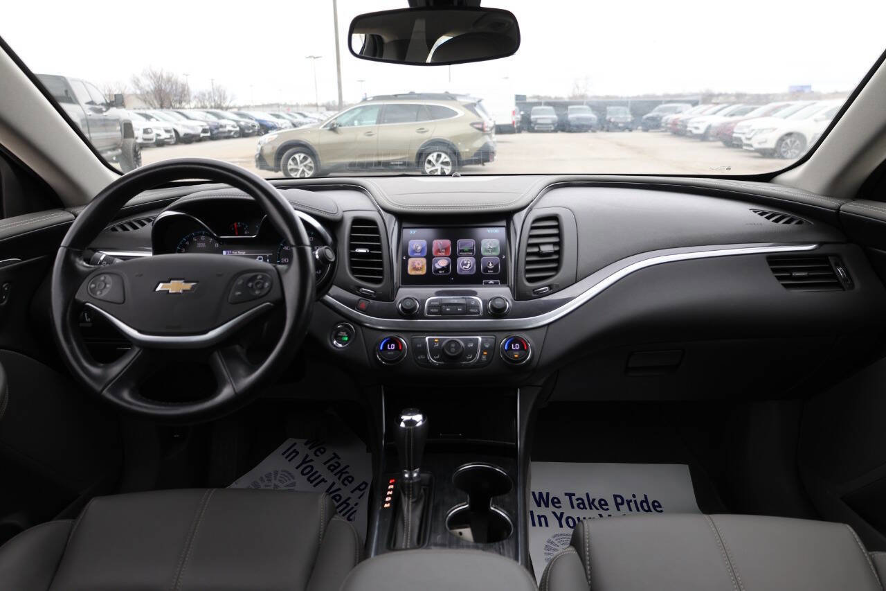 Used 2018 Chevrolet Impala LT FWD image 14