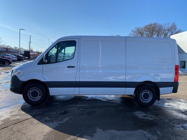 Used 2024 Mercedes-Benz Sprinter 2500 image 7