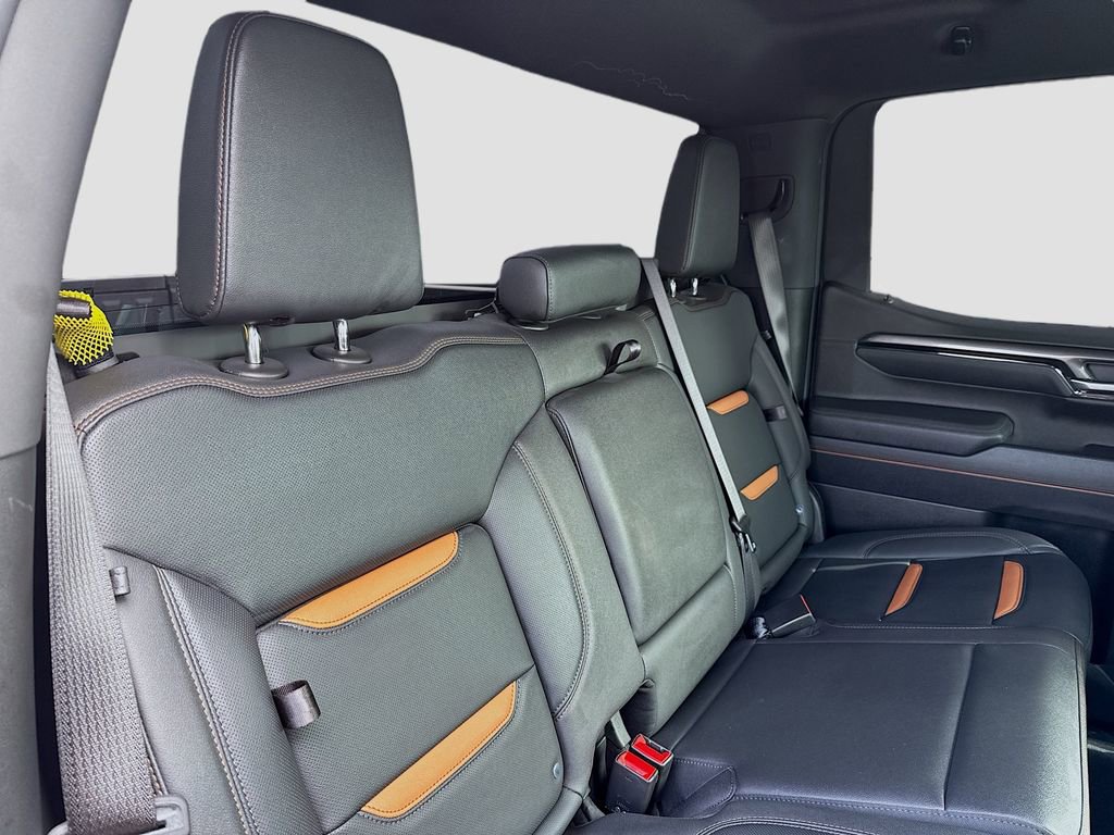 Used 2025 GMC Sierra 1500 AT4 image 25