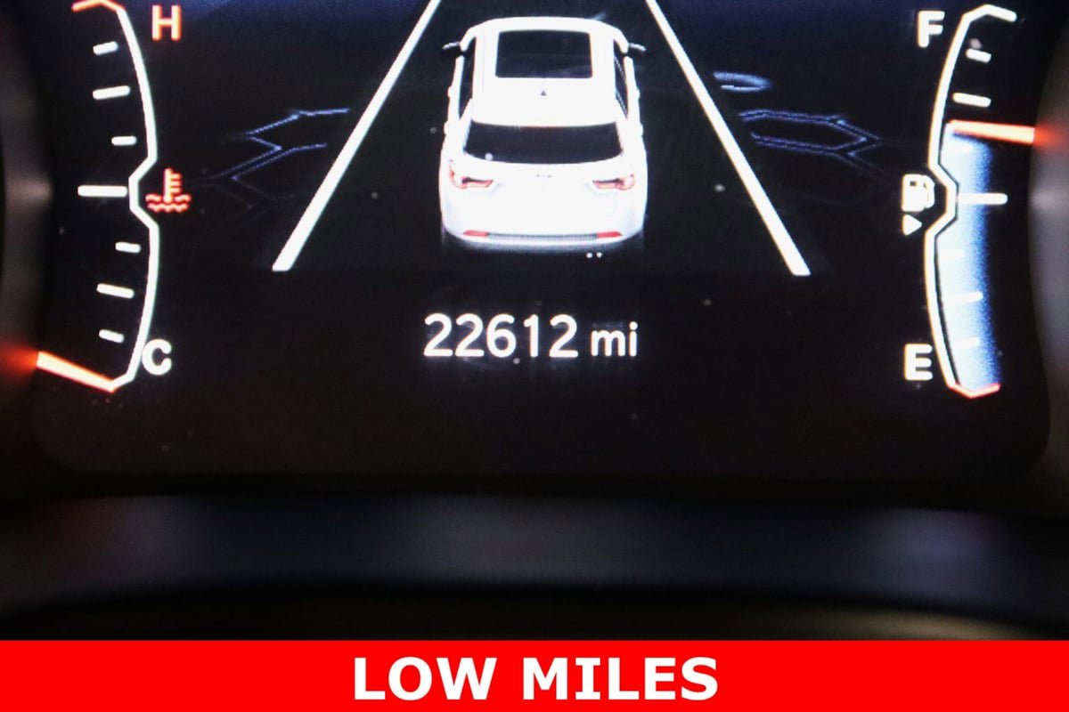 Used 2022 Jeep Compass Limited image 13