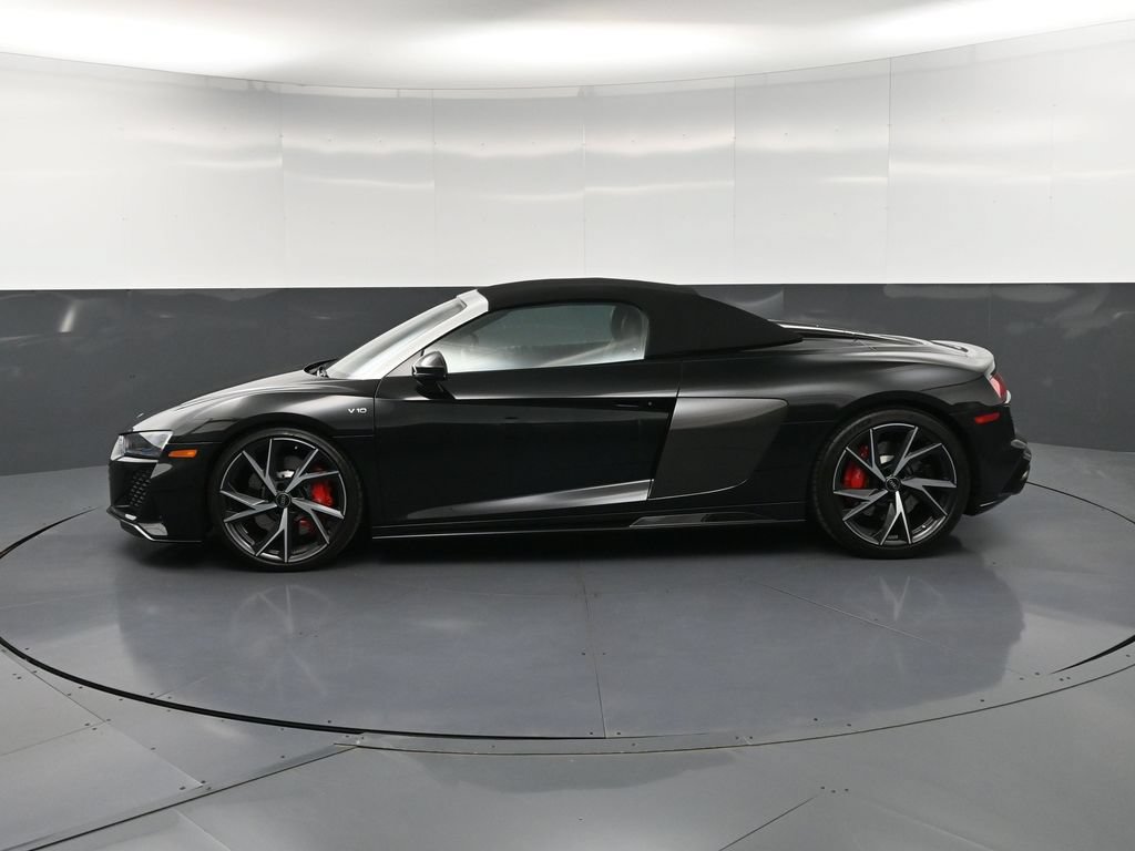 Used 2023 Audi R8 V10 performance w/ Carbon Exterior Package RWD image 2