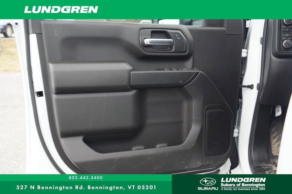 Used 2026 Chevrolet Silverado 3500 W/T image 9