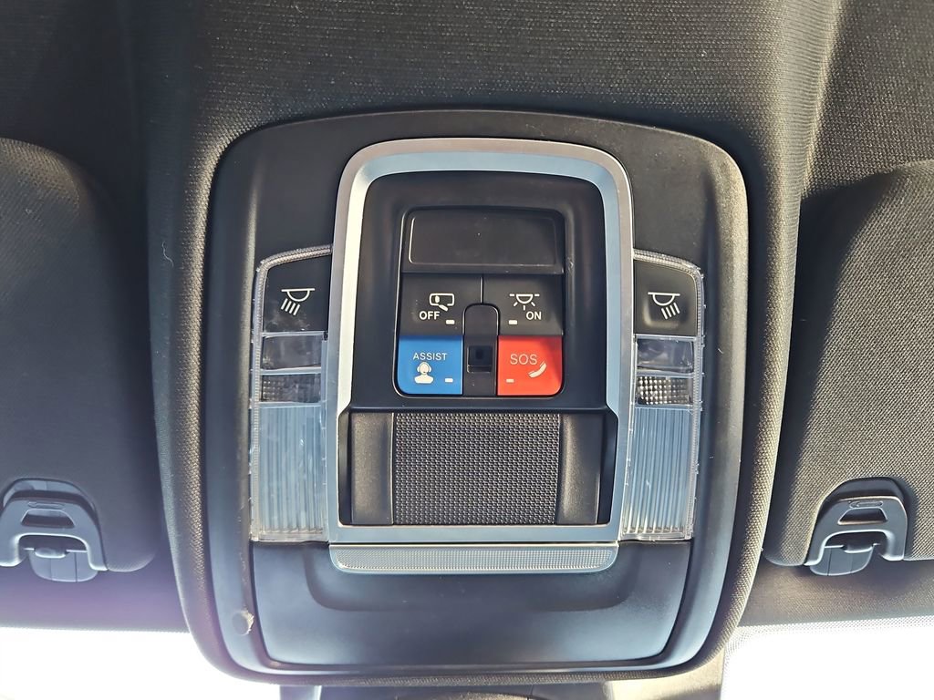 Used 2024 RAM 1500 Laramie image 22