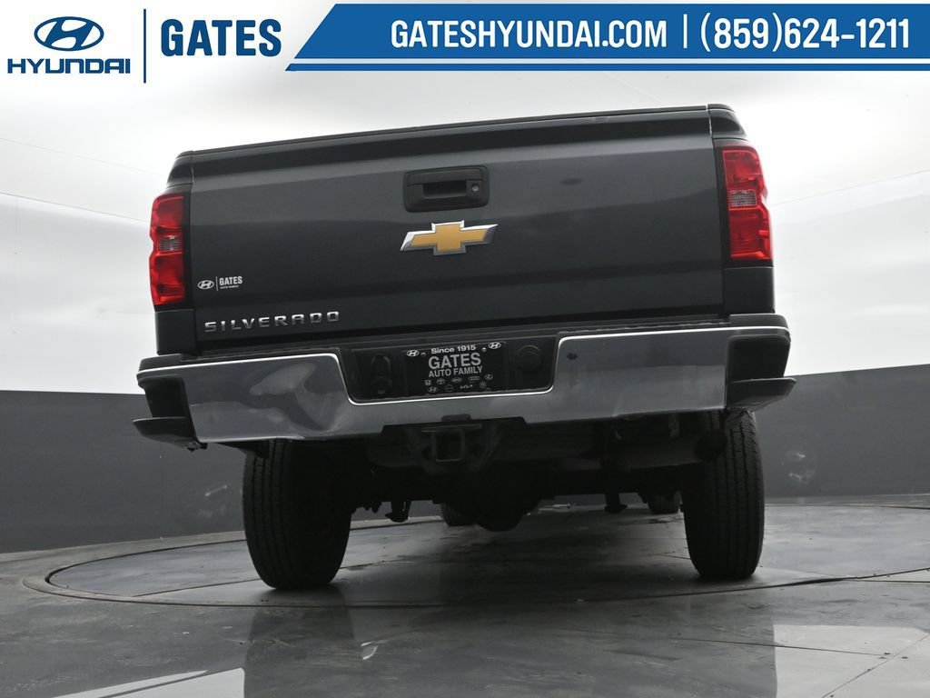 Used 2017 Chevrolet Silverado 2500 W/T AWD/4WD image 31