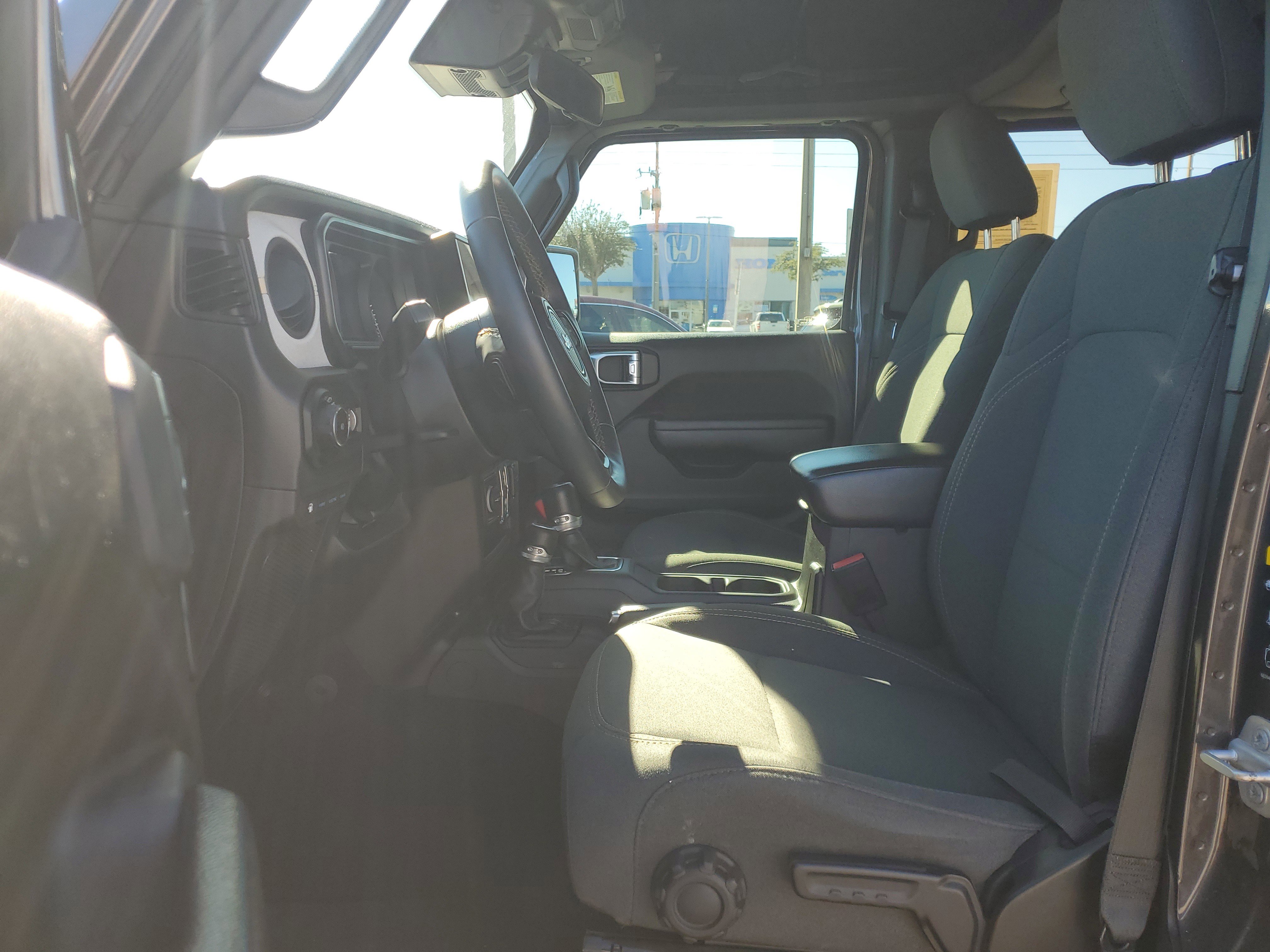 Used 2024 Jeep Wrangler Sport S w/ Convenience Group image 13